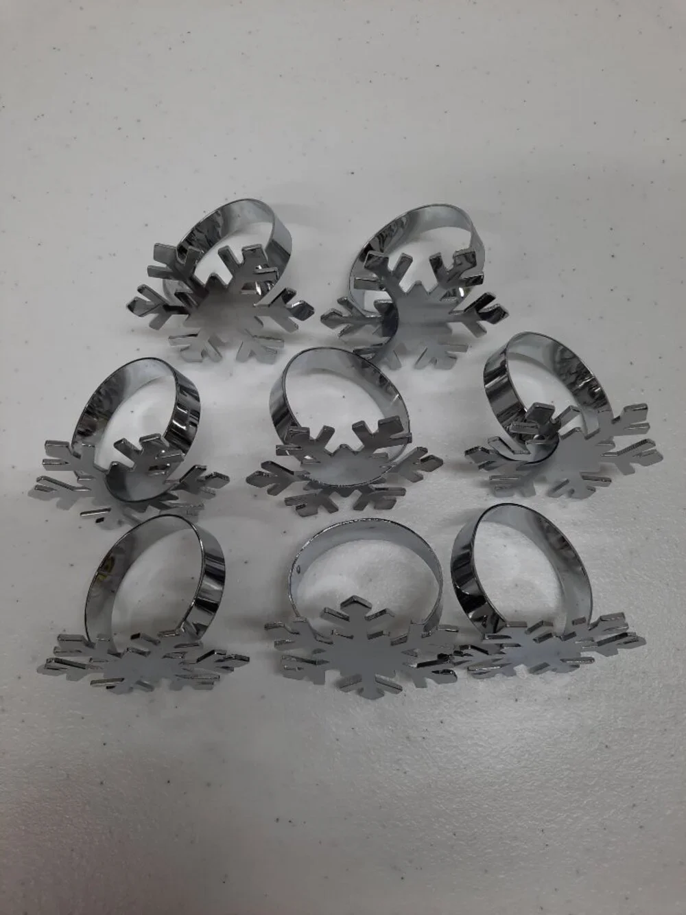 Set of 8 Silver Snowflake Napkin Rings Christmas Holiday Winter Table Decor